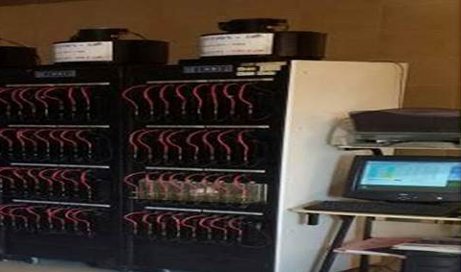 فحص معمل إختبارات البطاريات