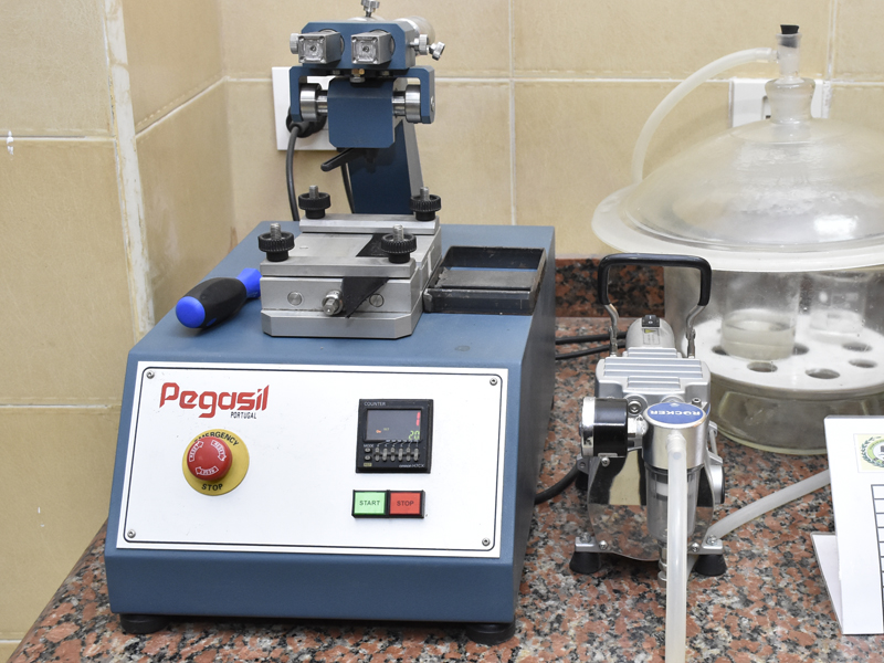 معمل الجلود والأحذية