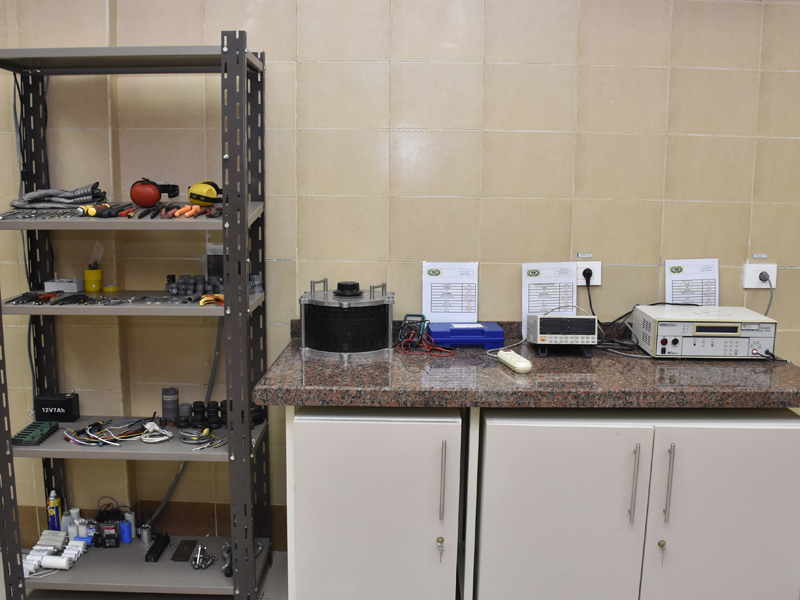 معمل المحركات الكسرية